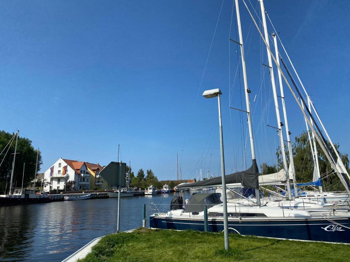 Ferienwohnung Bress Eg Ueckermünde Exterior foto