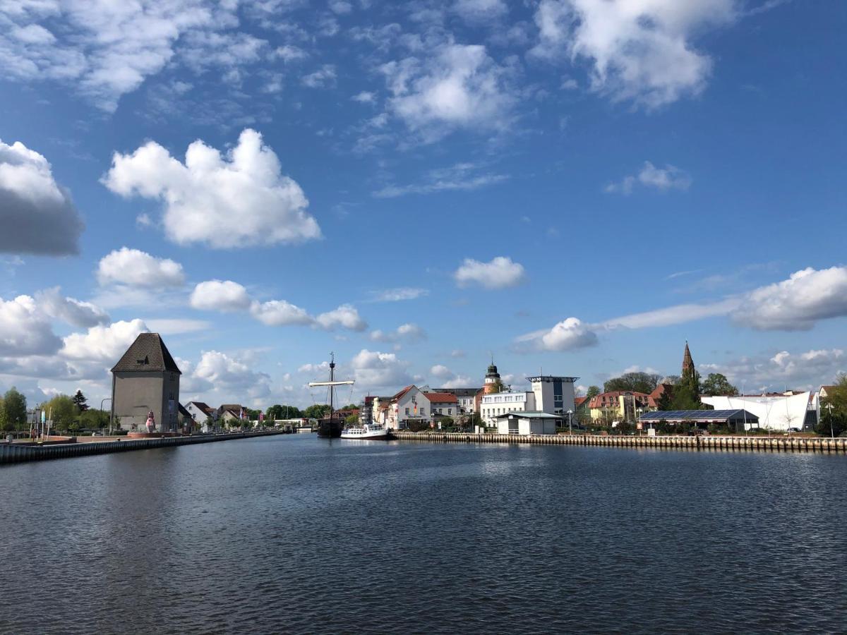 Ferienwohnung Bress Eg Ueckermünde Exterior foto